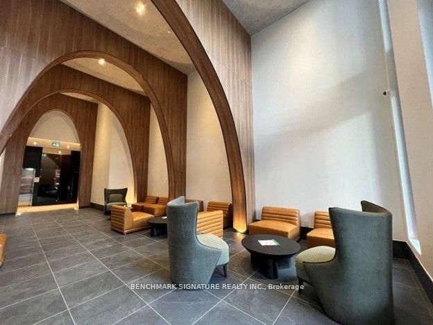 Condo for lease at 814-270 Dufferin Street, Toronto, South Parkdale, M6K 0H8 - MLS: W12107024