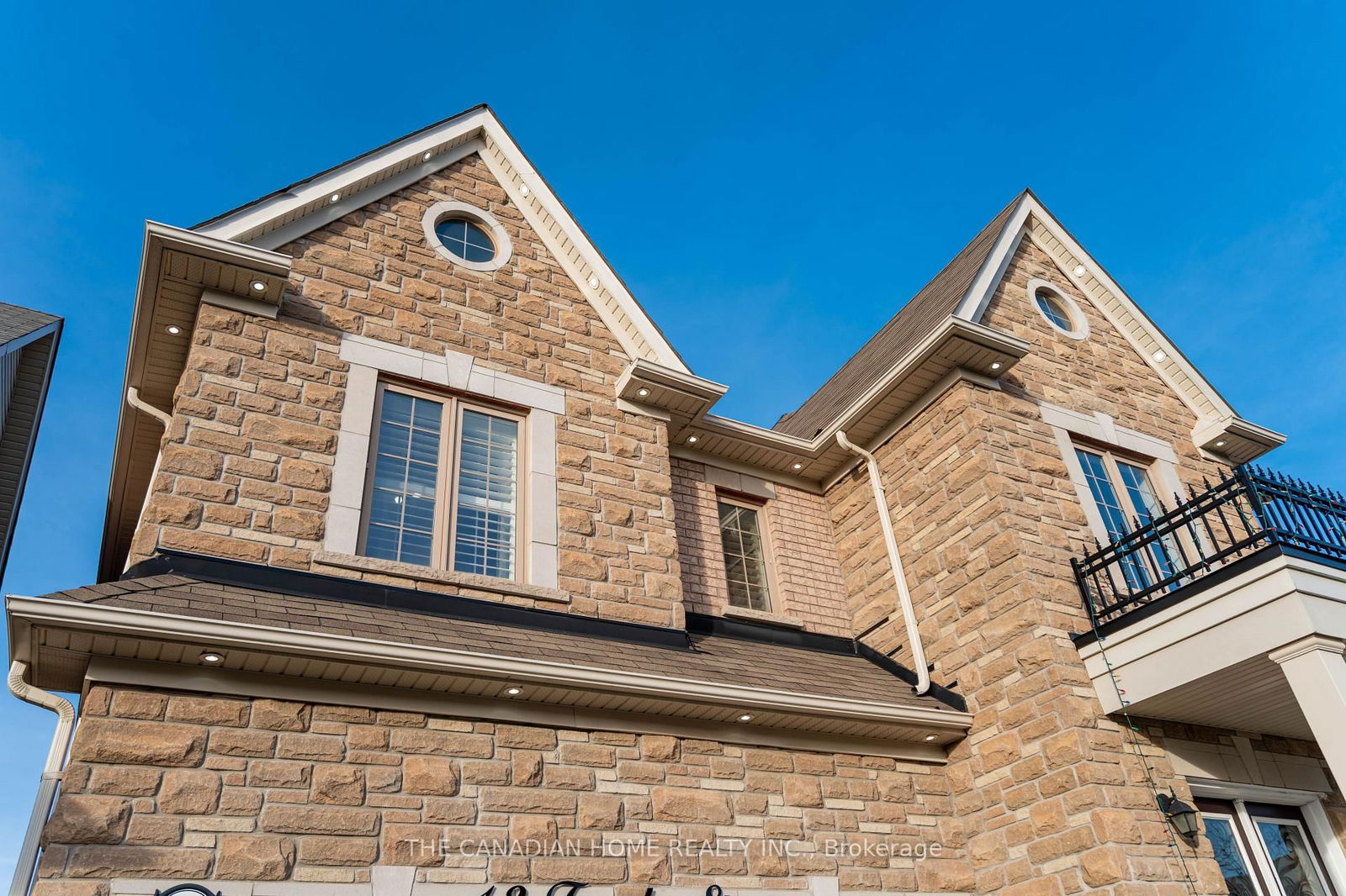 Detached House for sale at 13 Templar Street, Brampton, Credit Valley, L6Y 2Y2 - MLS: W12107079