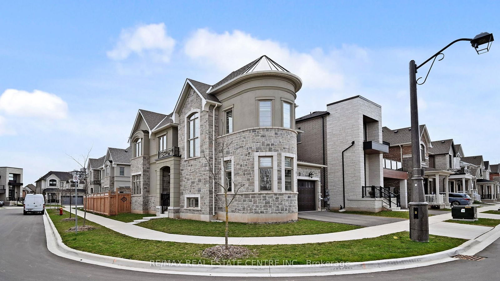 Detached House for sale at 1473 Varelas Passage, Oakville, JM Joshua Meadows, L6H 3S2 - MLS: W12107082