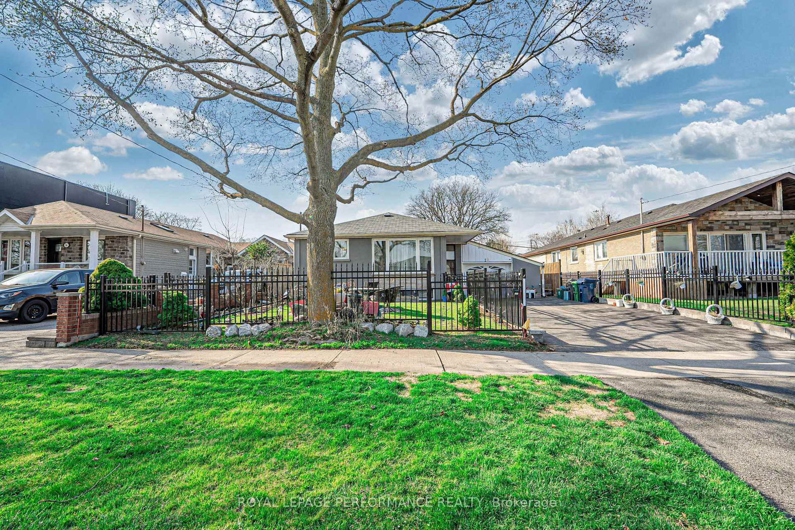 Detached House for sale at 18 Courtwright Road, Toronto, Eringate-Centennial-West Deane, M9C 4B4 - MLS: W12107102