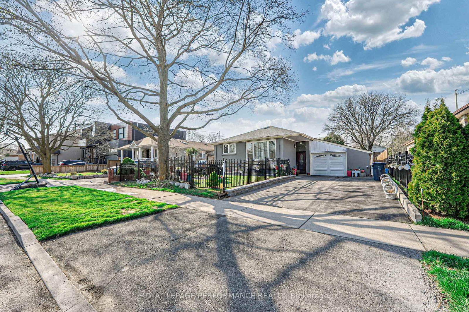 Detached House for sale at 18 Courtwright Road, Toronto, Eringate-Centennial-West Deane, M9C 4B4 - MLS: W12107102