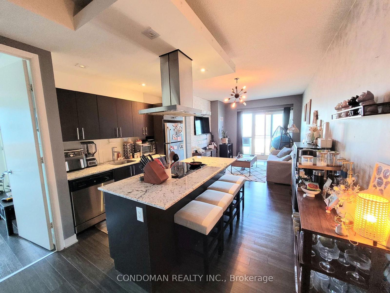 Condo for sale at 1924-165 Legion Road, Toronto, Mimico, M8Y 0B3 - MLS: W12107155