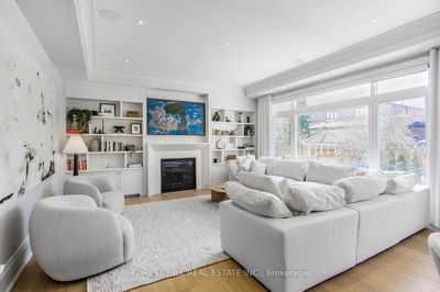 84 Botfield Ave, Toronto - Islington-City Centre West image-0-3