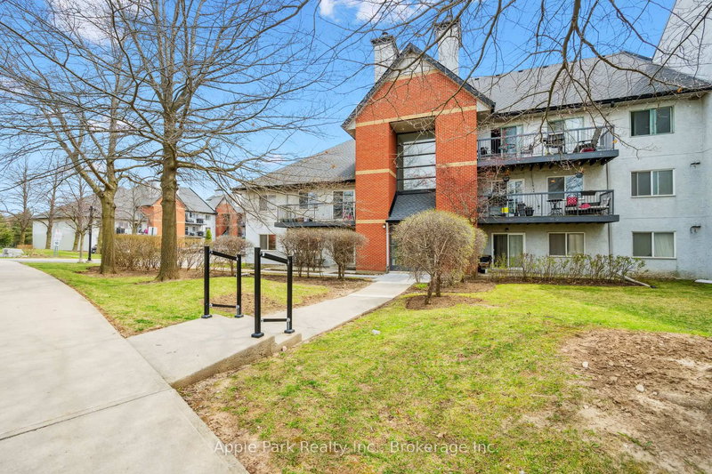 614 - 1450 Glen Abbey Gate, Oakville, L6M 2V7 | Image 2