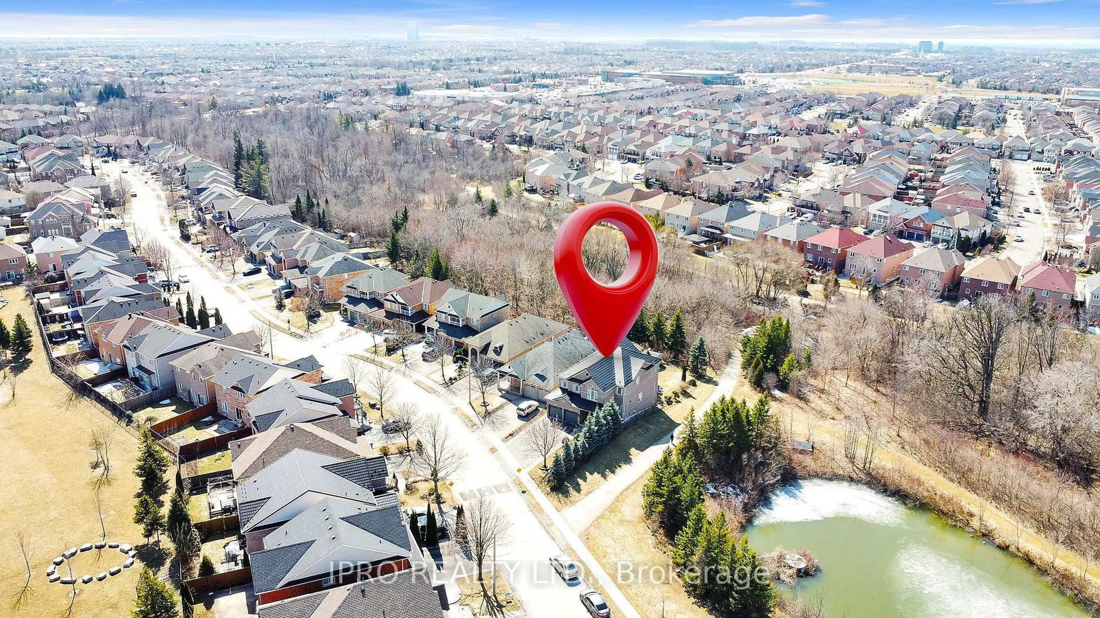 Detached House for sale at 26 Beavervalley Drive, Brampton, Fletcher's Meadow, L7A 3L5 - MLS: W12107401