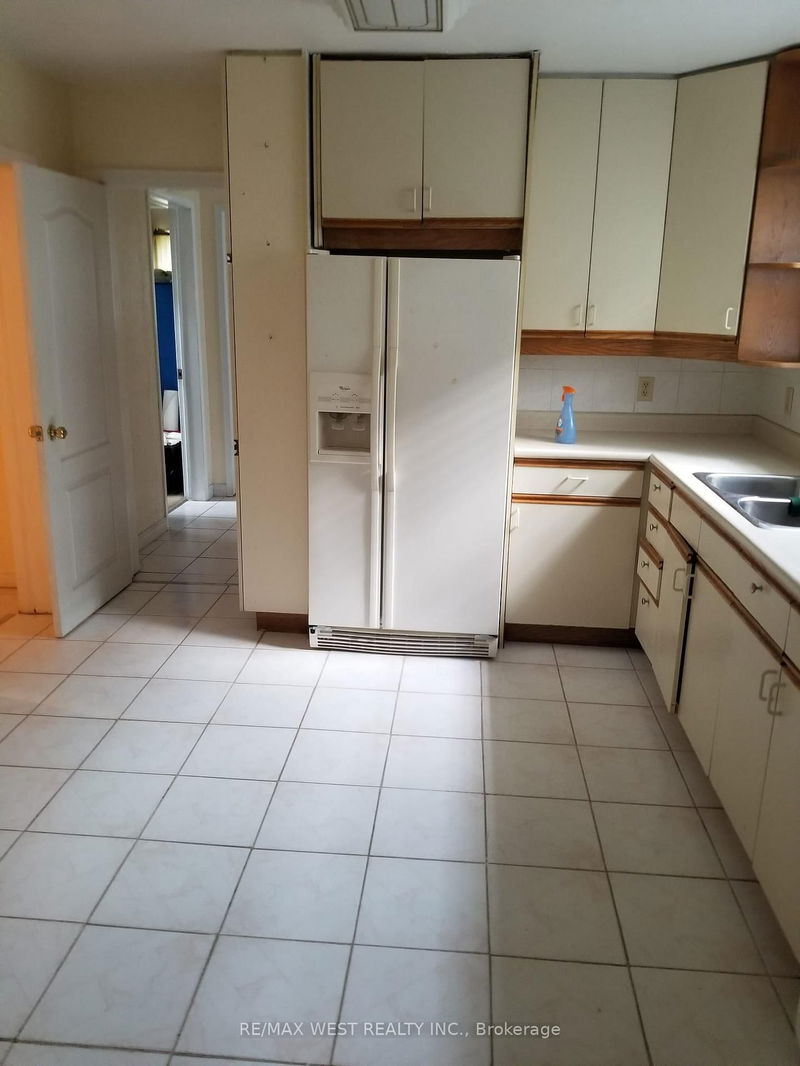 home for lease on 254 The West Way