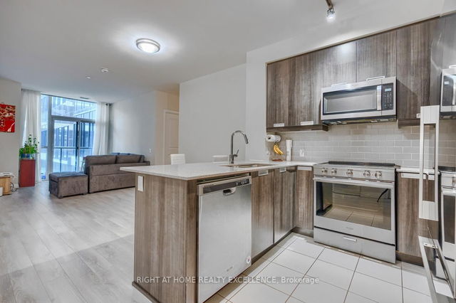 201 - 65 Watergarden Drive