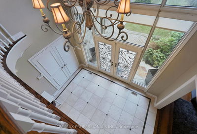 47 Laurel Ave, Toronto - Islington-City Centre West image-0-4