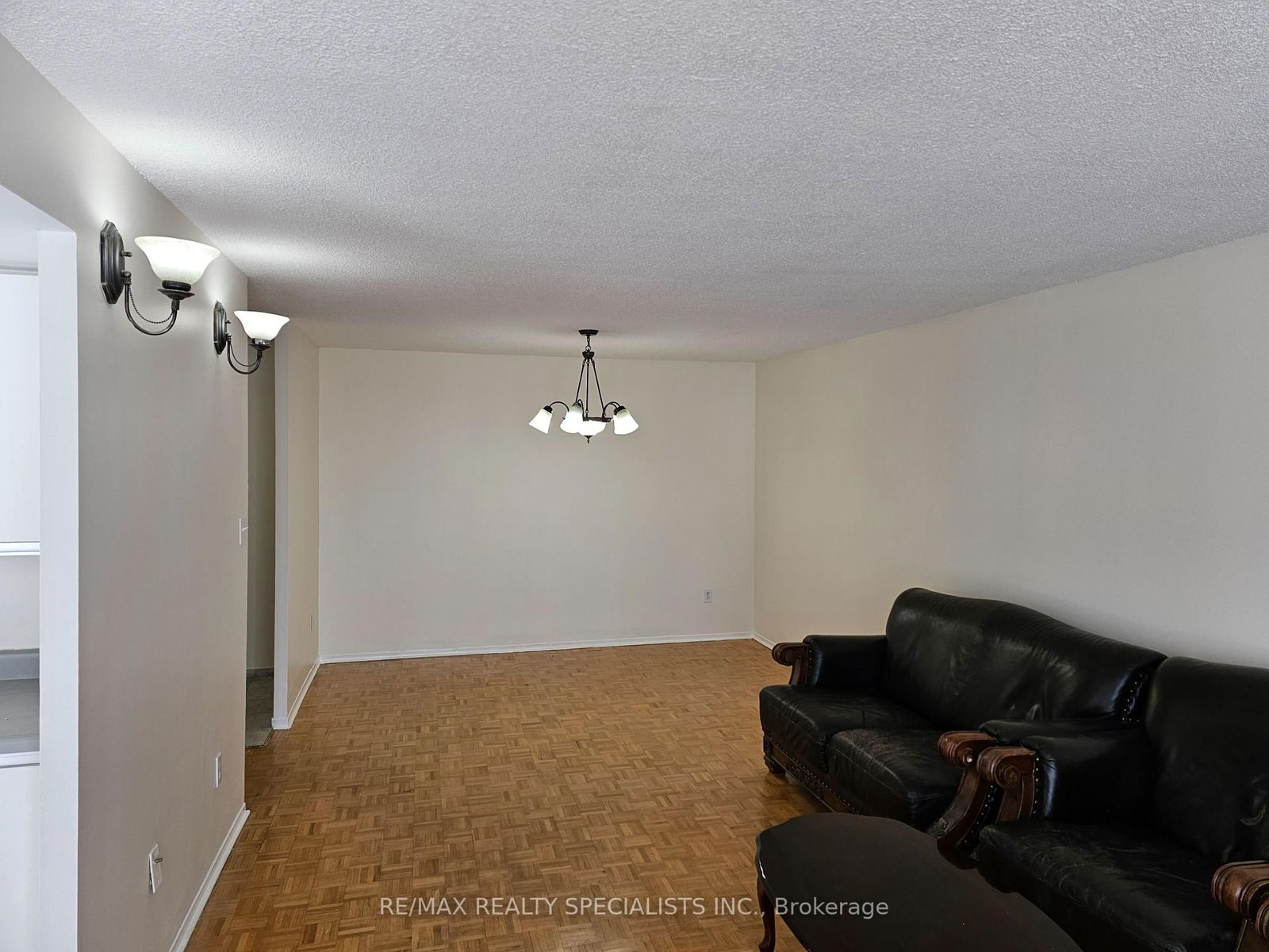 Condo for lease at 306-350 Webb Drive, Mississauga, City Centre, L5B 3W4 - MLS: W12107697