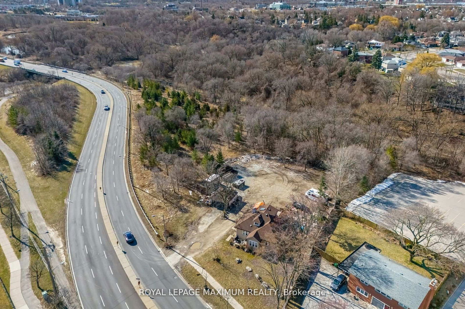 Detached House for sale at 255 Albion Road, Toronto, Elms-Old Rexdale, M9W 3P1 - MLS: W12107796