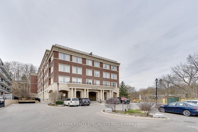 401 - 60 Ann Street