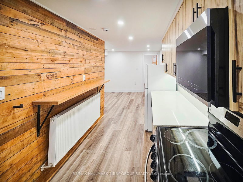 home for lease on BSMT-2382 St Clair Avenue W
