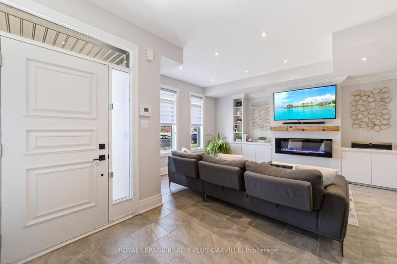 2275 Khalsa Gate, Oakville, L6M 1P4 | Image 3