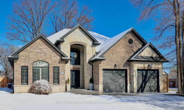 319 Henderson Road
