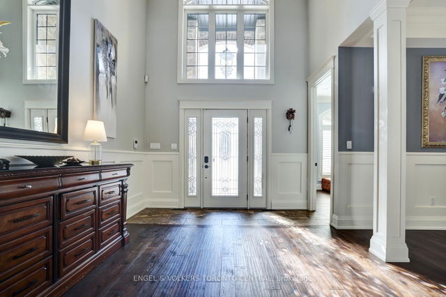 319 Henderson Road
