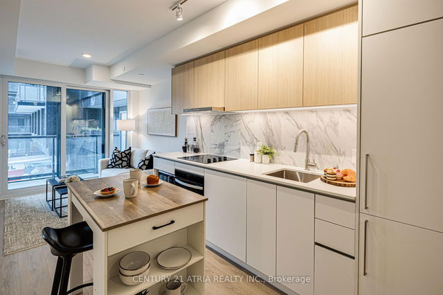232 - 1100 Sheppard Avenue