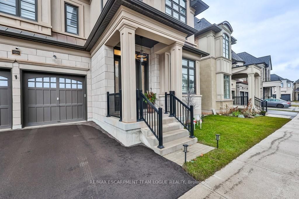 Detached House for sale at 2301 Charles Cornwall Avenue, Oakville, GA Glen Abbey, L6M 5M6 - MLS: W12108515
