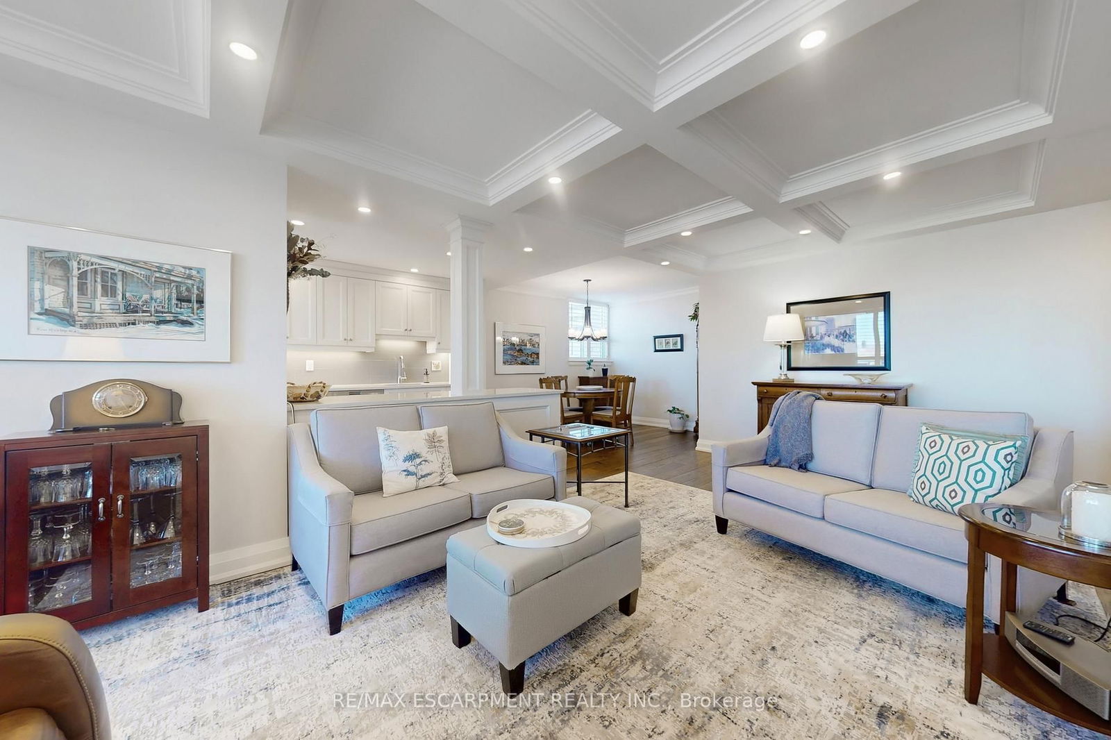 Condo sold at 802-1425 Ghent Avenue, Burlington, Brant, L7S 1X5 - MLS: W12108593