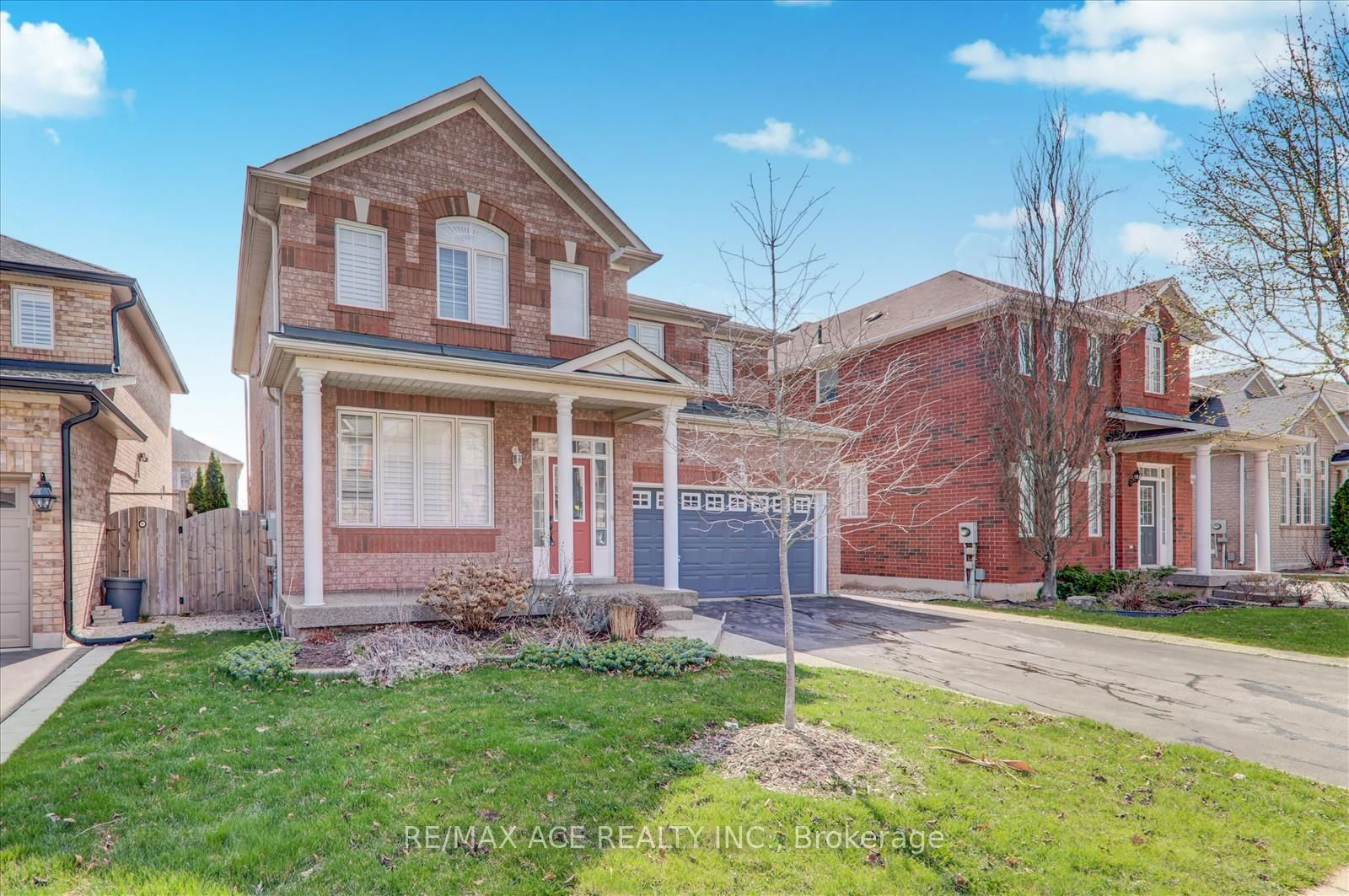 Detached House for sale at 2128 Blackforest Crescent, Oakville, WM Westmount, L6M 4T7 - MLS: W12108629