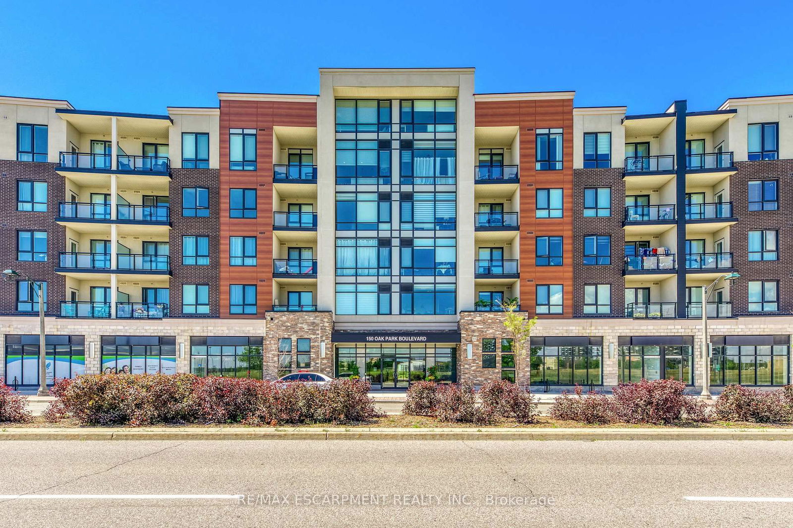 Condo for lease at 424-150 Oak Park Boulevard, Oakville, RO River Oaks, L6H 3P2 - MLS: W12108756