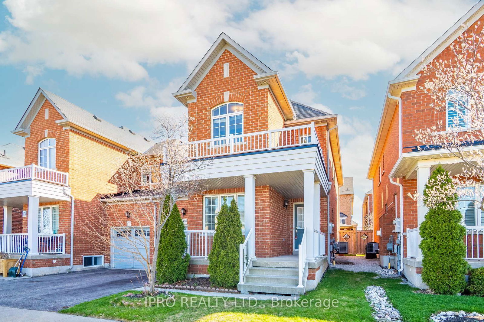 Semi-Detached House for sale at 470 Savoline Boulevard, Milton, SC Scott, L9T 7X3 - MLS: W12108893