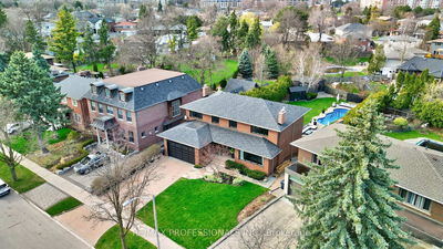 52 Courtsfield Cres, Toronto - Edenbridge-Humber Valley image-0-3