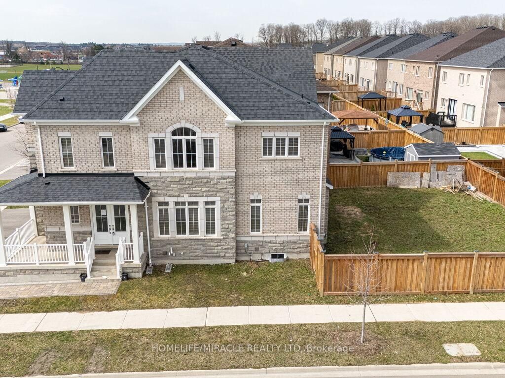 Detached House for sale at 52 Albert Spencer Avenue, Caledon, Caledon East, L7C 4G2 - MLS: W12108966