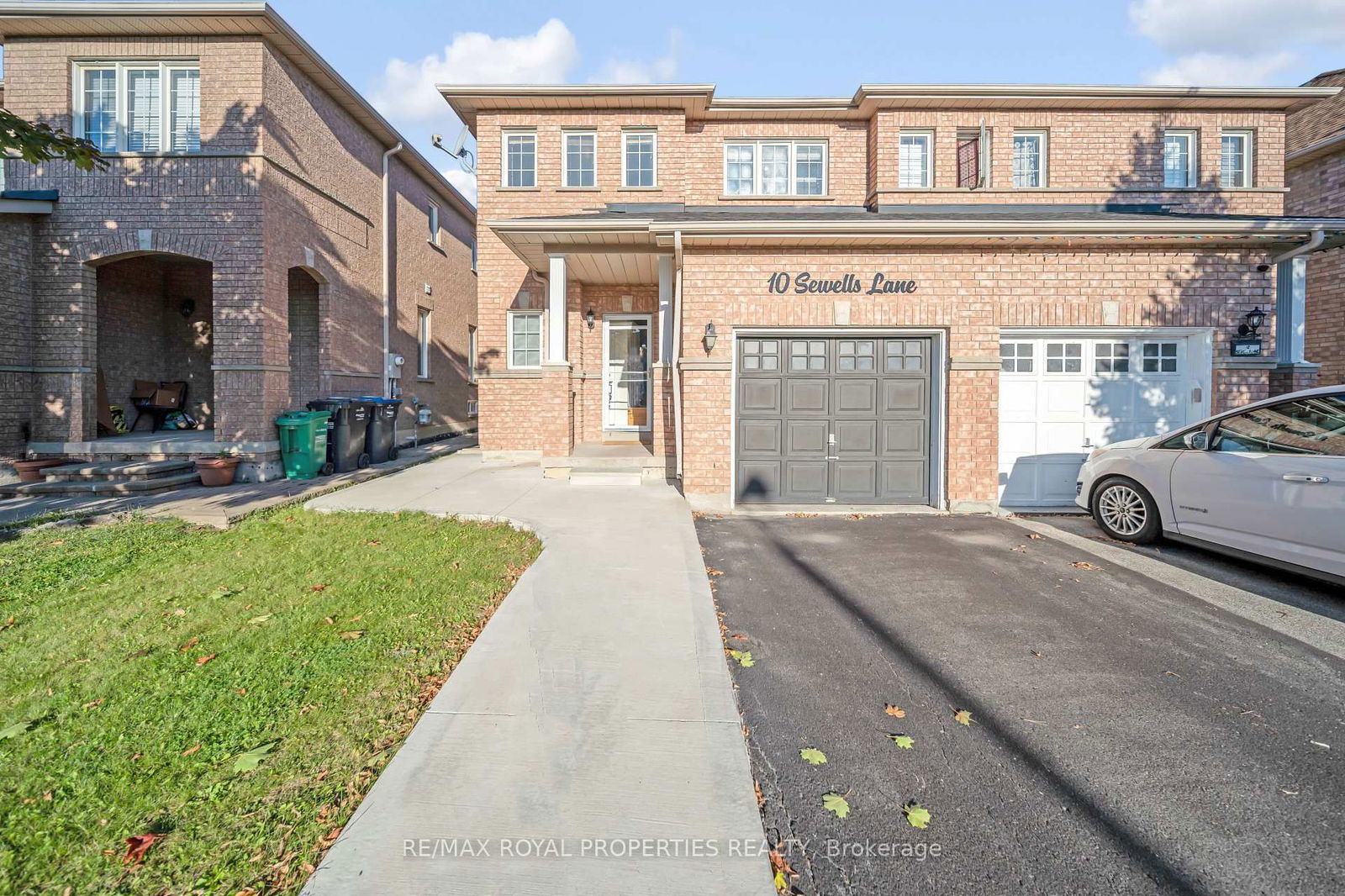 Semi-Detached House leased at 10 Sewells Lane, Brampton, Fletcher's Meadow, L7A 3A1 - MLS: W12109076