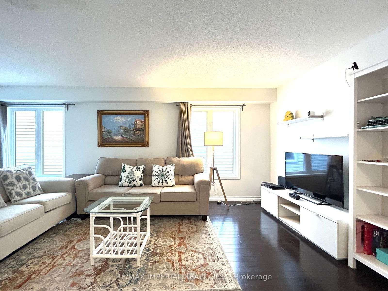 Detached House for lease at 253 Featherstone Road, Milton, Dempsey, L9T 7C3 - MLS: W12109209
