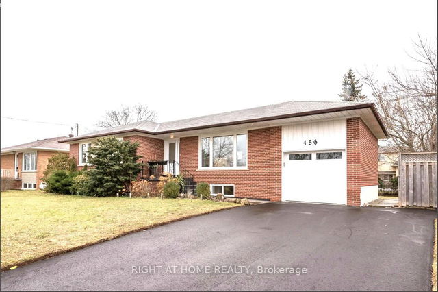 456 Scarsdale Crescent