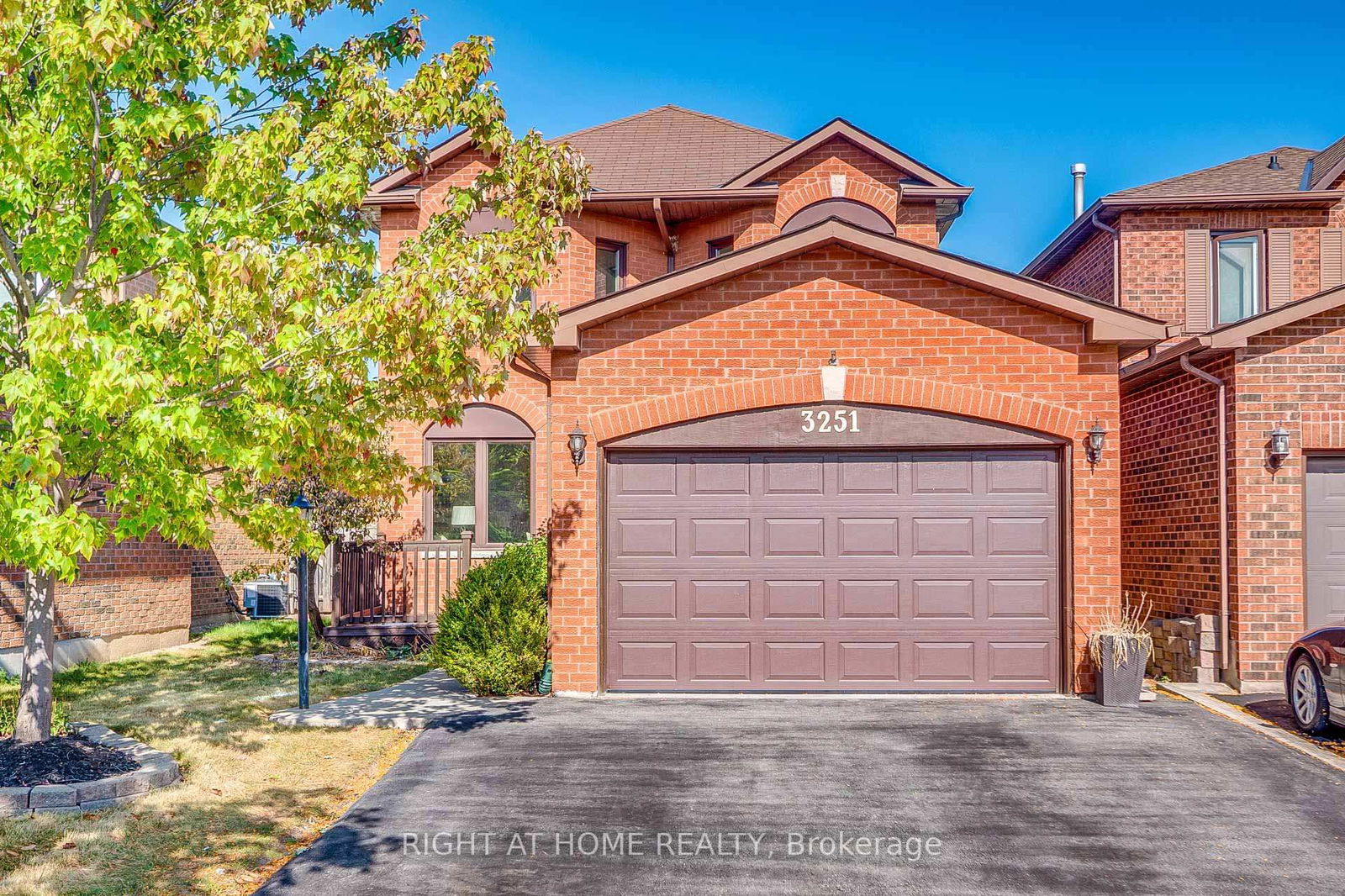 Detached House for sale at 3251 Greenbelt Crescent, Mississauga, Lisgar, L5N 5X8 - MLS: W12109390