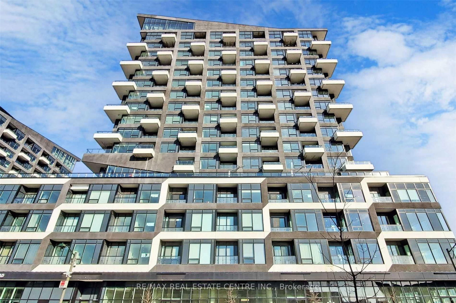 Condo for lease at 710-2481 Taunton Road, Oakville, RO River Oaks, L6H 3R7 - MLS: W12109529