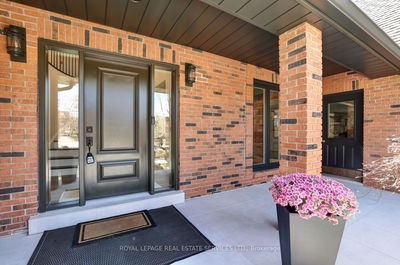 84 Sybella St, Oakville - Southwest image-0-2