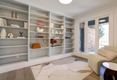 84 Sybella St, Oakville - Southwest image-0-4