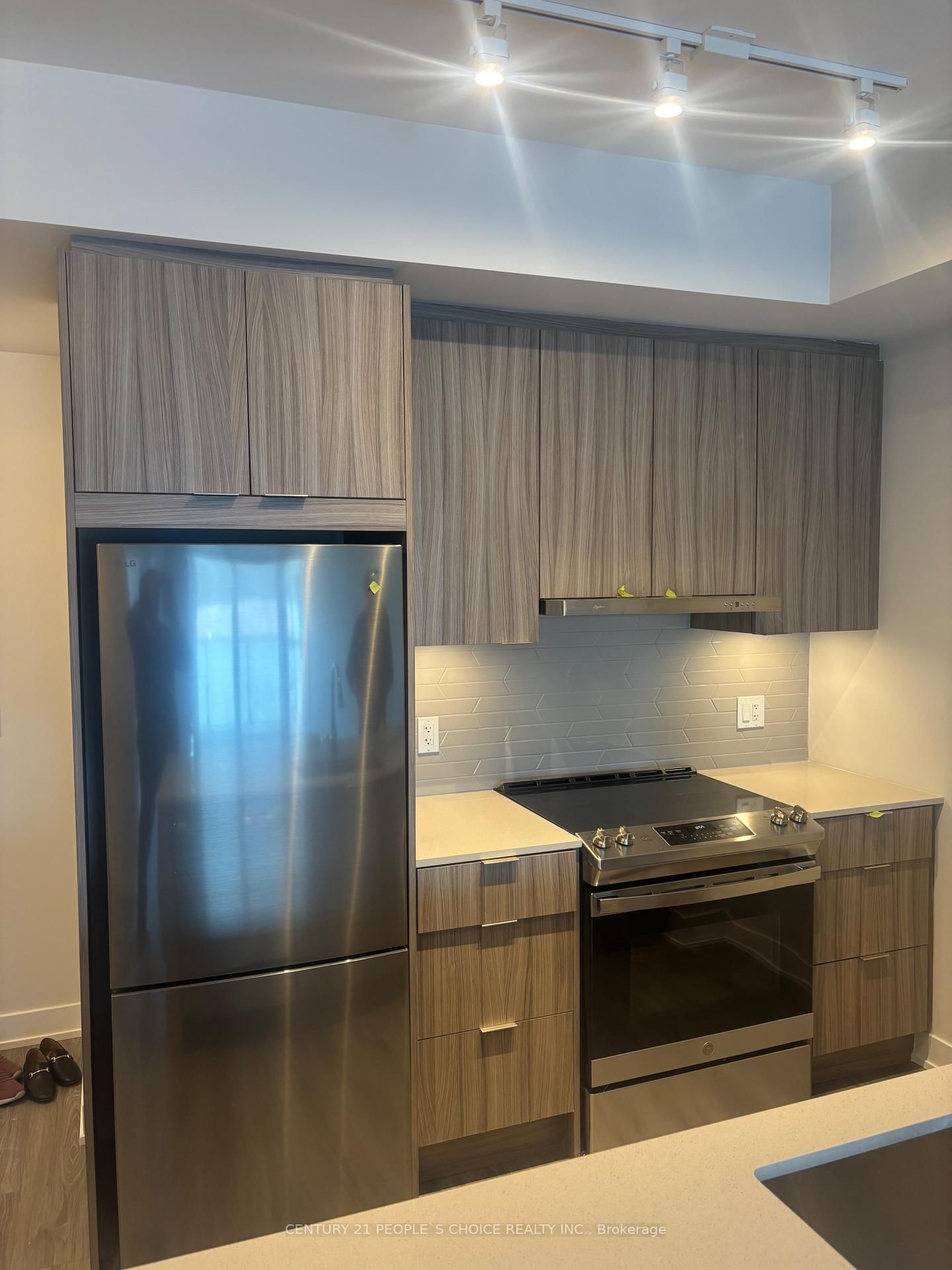 Condo leased at 3210-430 Square One Drive, Mississauga, City Centre, L5B 0L6 - MLS: W12109859