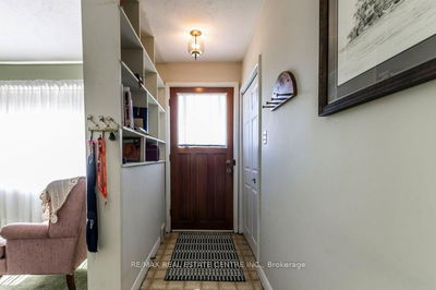 271 Elmwood Cres, Milton - Old Milton image-0-4