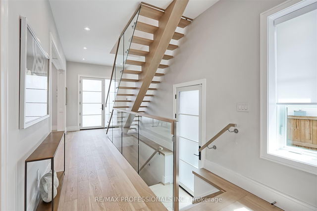 466 Prince Edward Drive