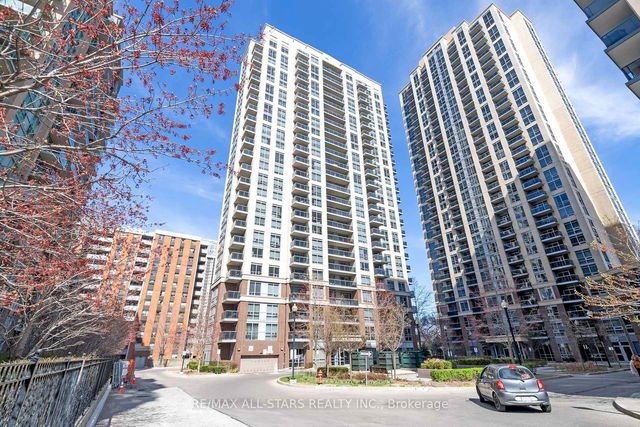 1003 - 5 Michael Power Place