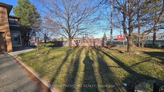 1 Shenstone Avenue