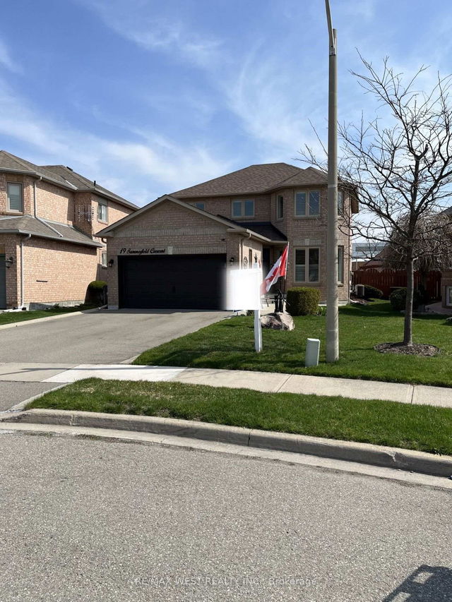 19 Summerfield Crescent