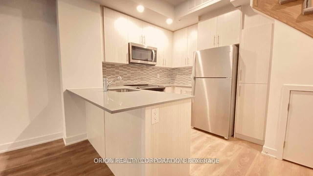 13 - 3482 Widdicombe Way