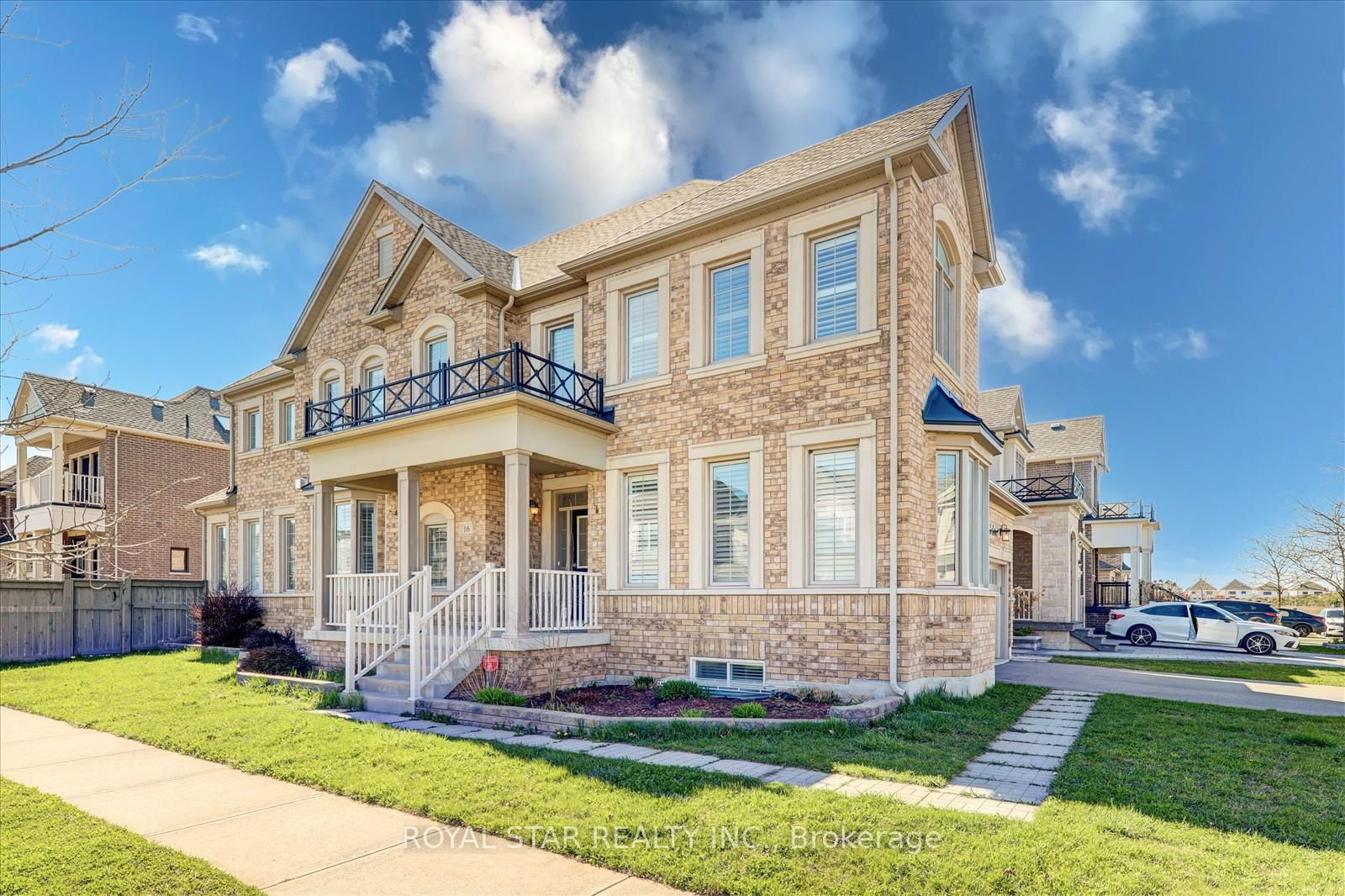 Detached House for sale at 16 Vetch Street, Brampton, Bram West, L6Y 6C2 - MLS: W12110567