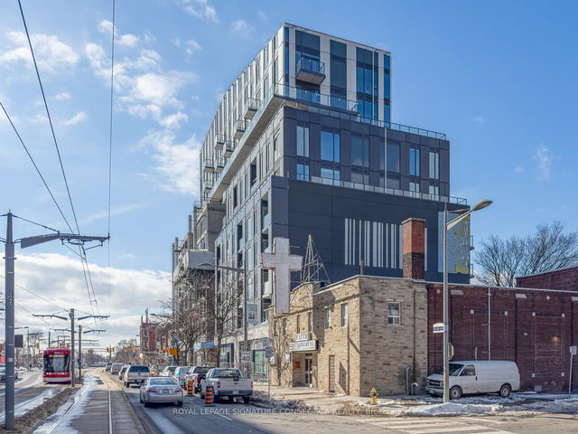 213 - 1808 St Clair Avenue