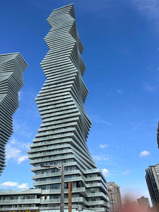 5406 - 3883 Quartz Road
