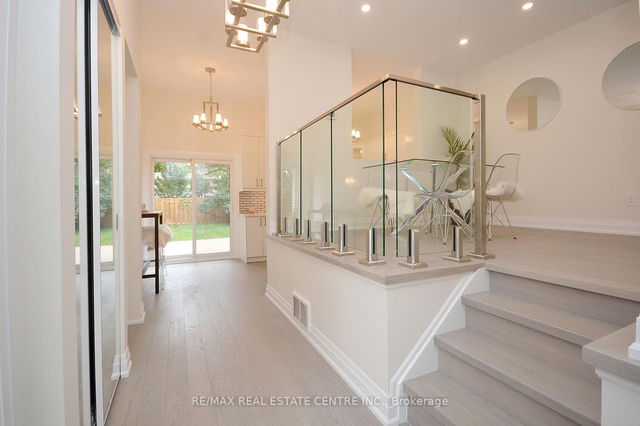 2912 Arvida Circle