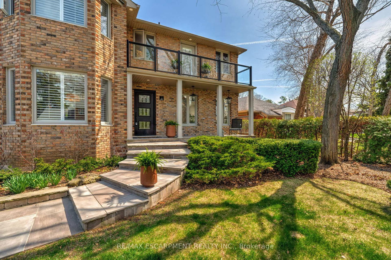 Detached House for sale at 4302 SHOREACRES Place, Burlington, Shoreacres, L7L 5N1 - MLS: W12110967