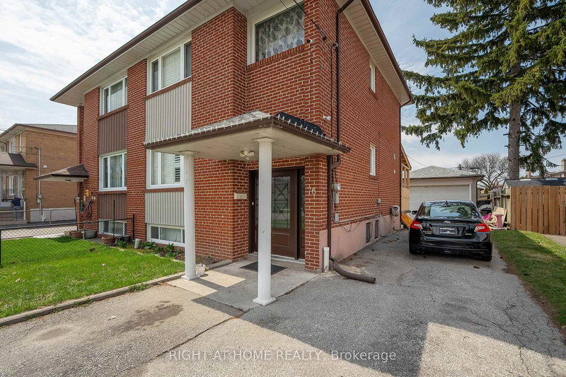 76 Habitant Dr, Toronto, M9M 2P2 | Image 2