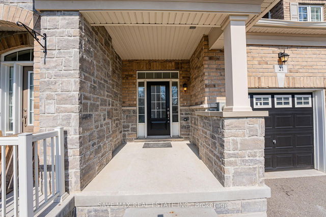 21 Ridgegate Crescent