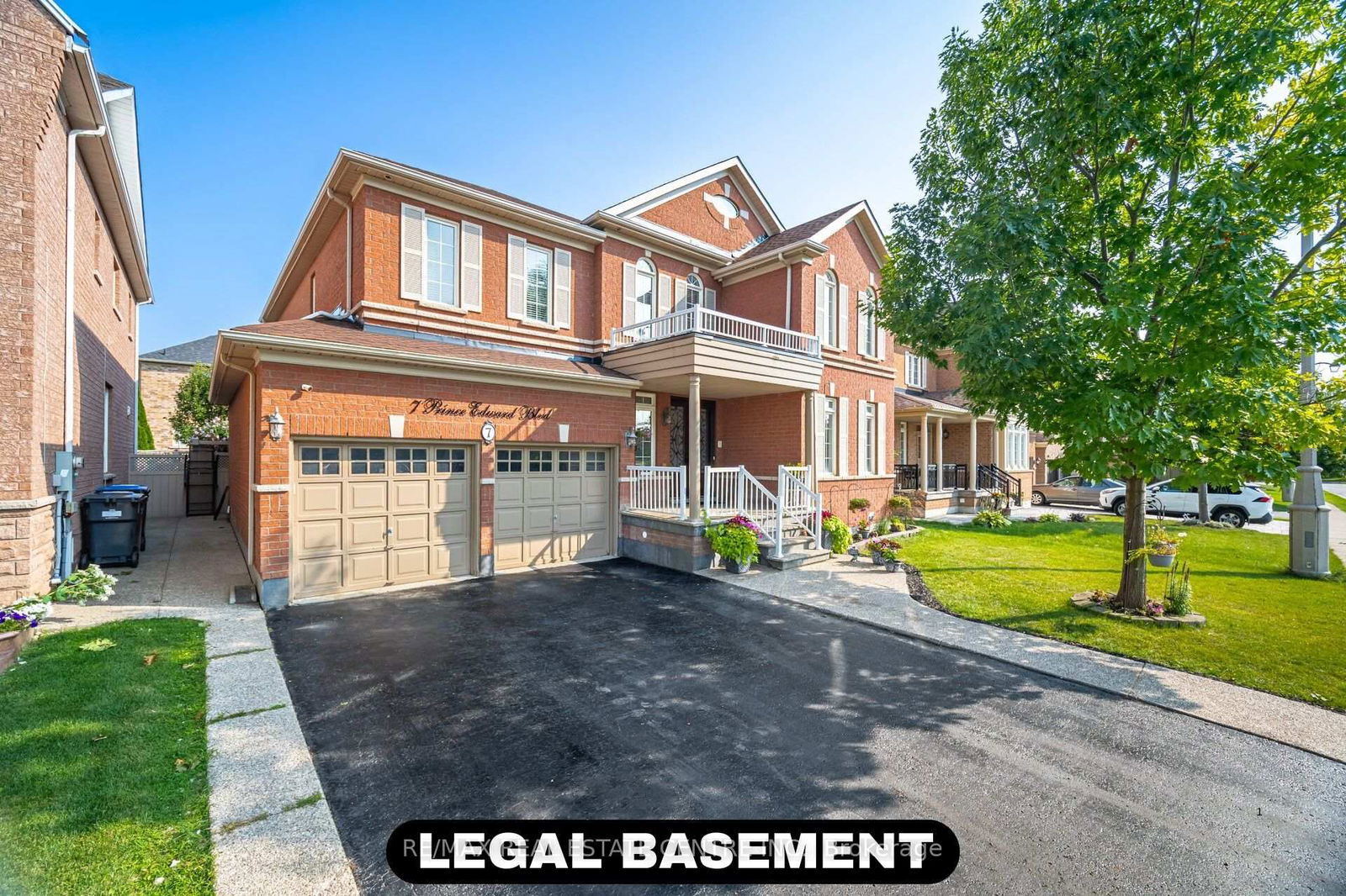 Detached House for sale at 7 Prince Edward Boulevard, Brampton, Bram East, L6P 2E1 - MLS: W12111004