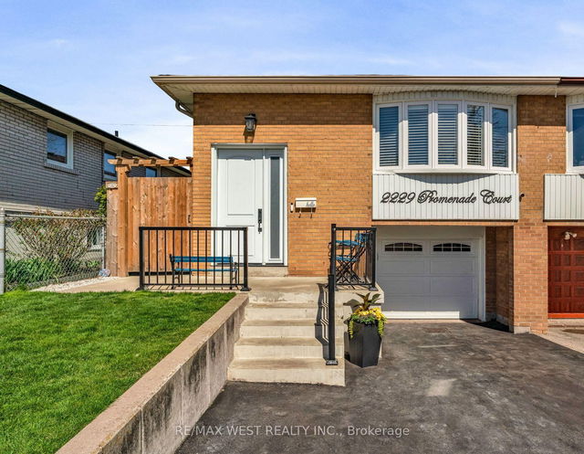 2229 Promenade Court